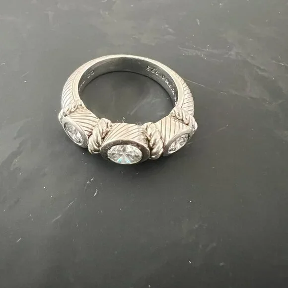Vintage Judith Ripka Sterling Silver 3 CZ Stone circa late 90's Ring Size 6 - Picture 2 of 10